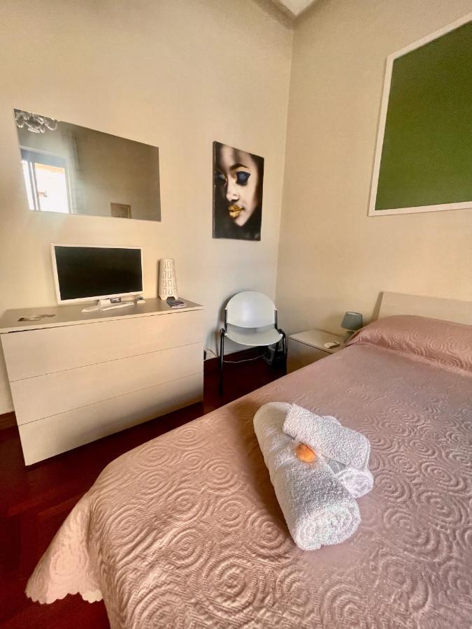 A Casa di Mau Apartment Palermo Bagian luar foto