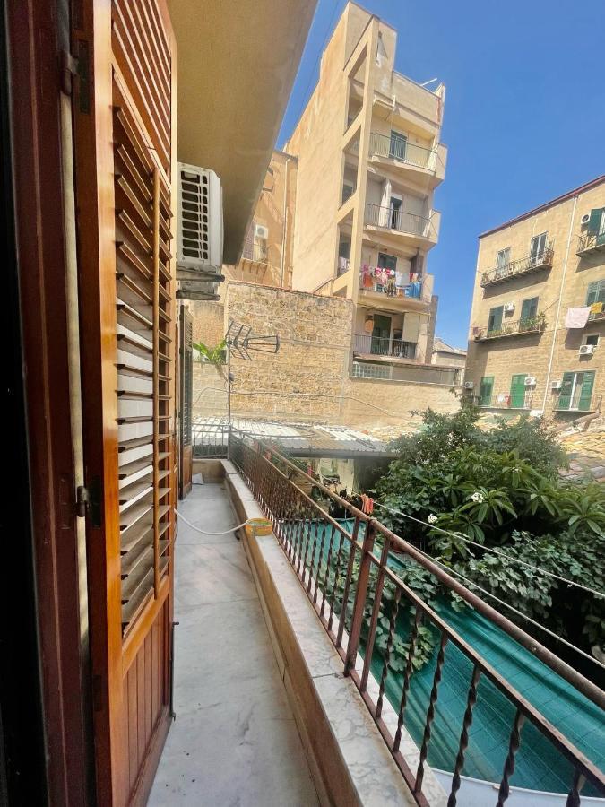 A Casa di Mau Apartment Palermo Bagian luar foto